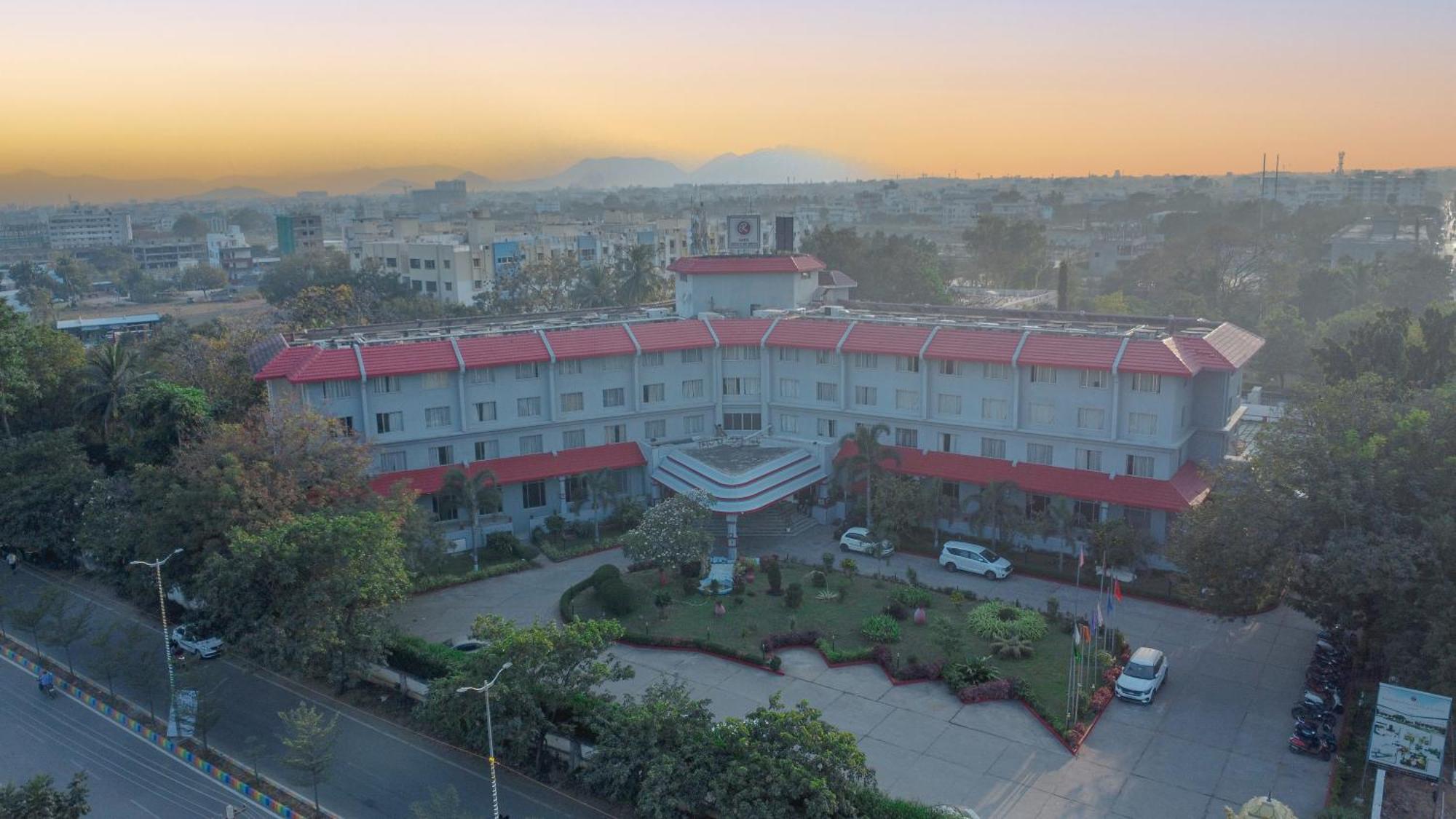 Ramee Guestline Tirupati Hotel Exterior foto